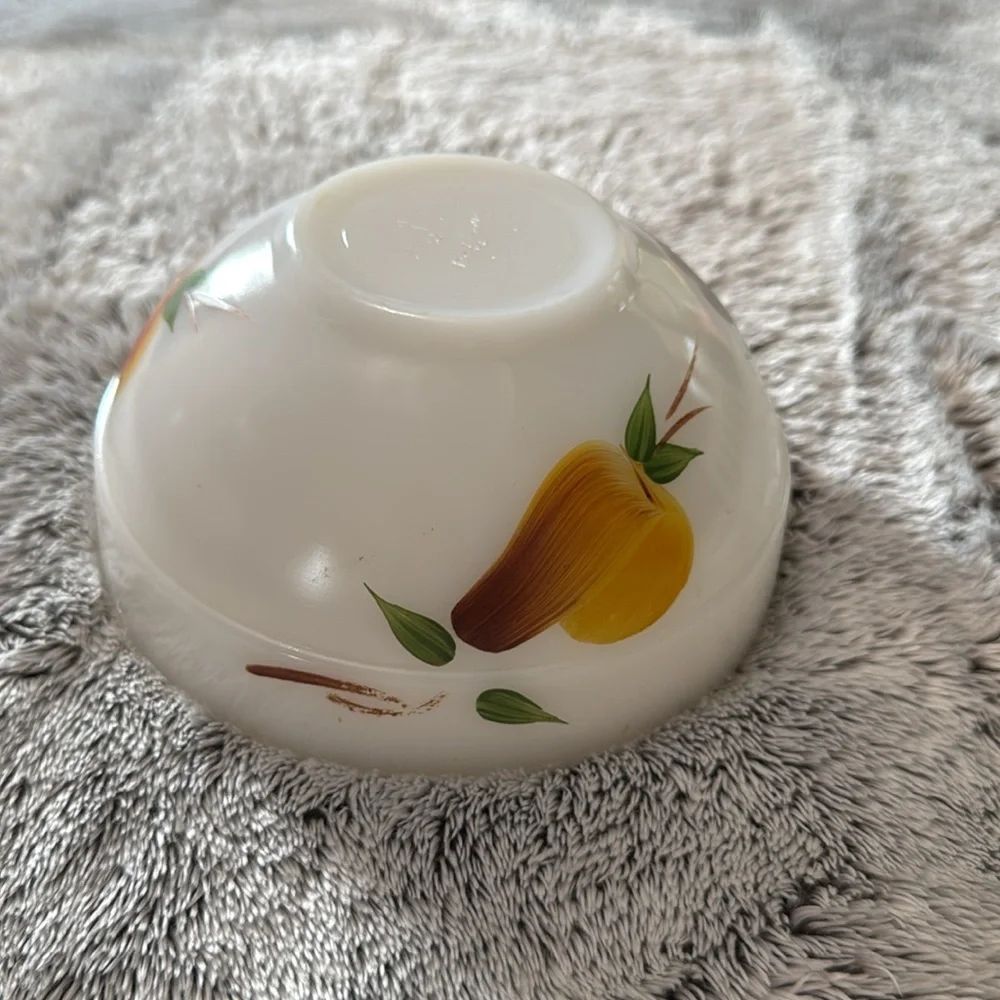 VTG Anchor Hocking Fire King Gay Fad Fruit Pattern Hand Painted White Milk Glass